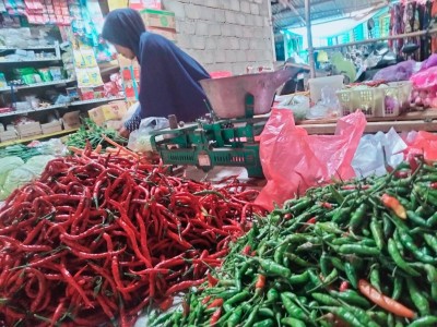 Harga Cabai di Pasar Tradisional Simpangagung Melejit Naik Hingga Rp 40 Ribu