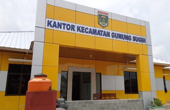 Camat Gunungsugih Tak Banyak Komentar Terkait Viralnya Video Kakam Gunungsari yang Mabuk Berat