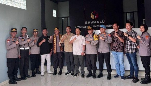 Upaya Wujudkan Pemilu Kondusif, Bawaslu dan Polres Lamteng Perkuat Sinergi