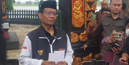 Di Lampung Tengah, Mahfud MD Umumkan Mundur dari Kabinet