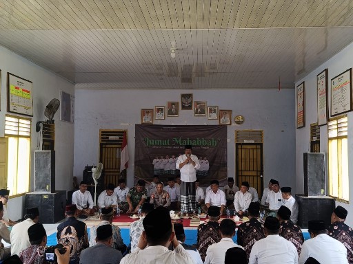Didampingi Sekda dan Sejumlah OPD, Bupati Lamteng Musa Ahmad Gelar Jumat Mahabbah di Kecamatan Punggur