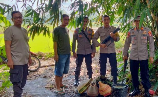 Penjudi Sabung Ayam di Kotagajah Kocar-kacir saat Digerebek Polisi