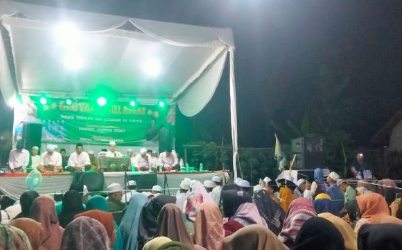 Ratusan Warga Hadiri Gebyar Sholawat di Dusun Kediri Kampung Simpangagung