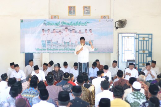 Bupati Musa Ahmad Hadiri Jumat Mahabbah di Bandarmataram