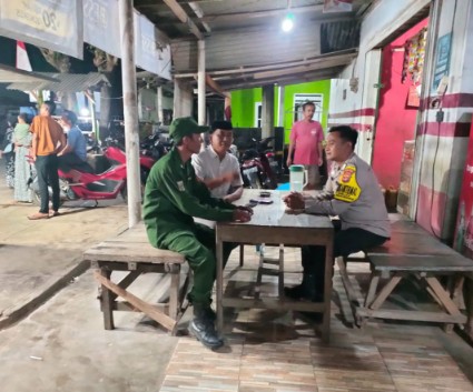 Ciptakan Pilkada 2024 Aman dan Sejuk, Bhabinkamtibmas Polsek Seputih Mataram Tingkatkan Patroli Cooling System