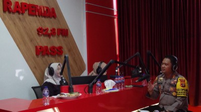 Wujudkan Pilkada Damai, Kapolres Lampung Tengah Sampaikan Pesan Kamtibmas Melalui Siaran Radio