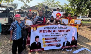 Kelompok Tani di Putra Rumbia Dapat Bantuan Alsintan dan Pompa Air