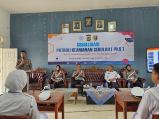 Satlantas Polres Lamteng Perkuat Edukasi Lalu Lintas Lewat Dikmas dan Pelatihan PKS di SMKN 1 Seputih Surabaya