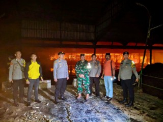 Kebakaran Hebat Hanguskan Pabrik PT SPM II di Lamteng, Kerugian Capai Puluhan Miliar