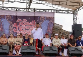 Ratusan Personel Gabungan Amankan Sasih Kesanga Festival Ogoh-Ogoh di Seputih Raman