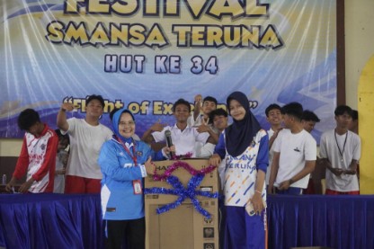 Jalan Sehat Semarakkan Puncak HUT Ke-34 SMAN 1 Terusannunyai