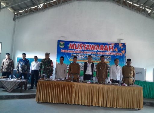 Camat Seputih Mataram Pantau Pilkakam Antar Waktu di Kampung Qurnia Mataram