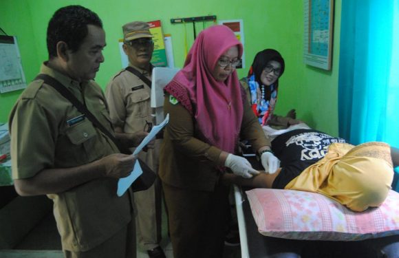 PLKB Gelar TKBK Safari Pemasangan Implant dan IUD di Pustu Tanjungjaya