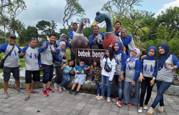 Family Gathering, Perumahan Nuwo Lamondo Goes To Bali