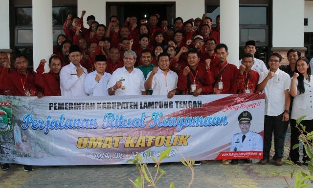 Dilepas Bupati Loekman, Ini Empat Lokasi Tujuan Perjalanan Ritual Keagamaan Umat Katolik Asal Lamteng