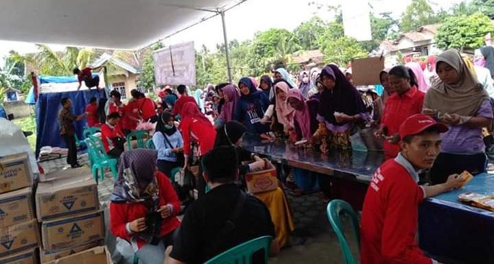 DKP Jual Beras Subsidi saat Operasi Pasar Murah