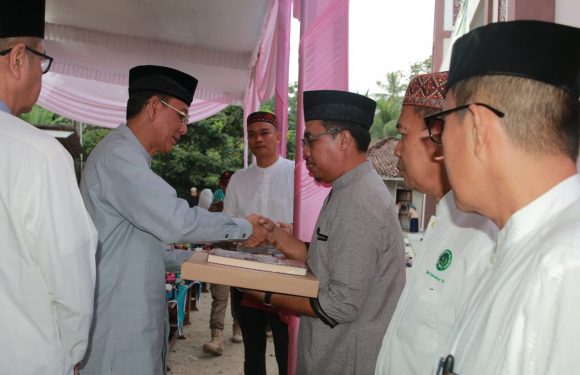 Titik Kedua Safari Ramadan, Sekkab Lamteng Kunjungi Padangratu