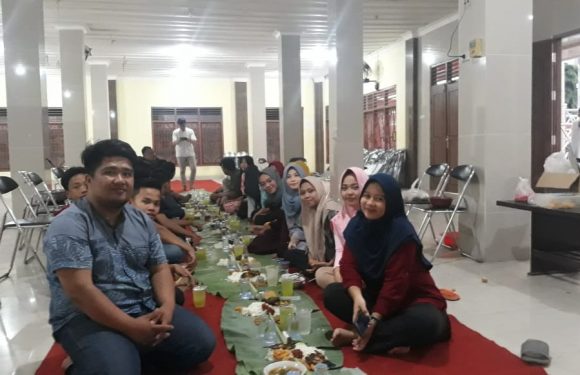 Menjaga Kekompakan, Mulei Meghanai Unyi Gunungsugih Adakan Bukber