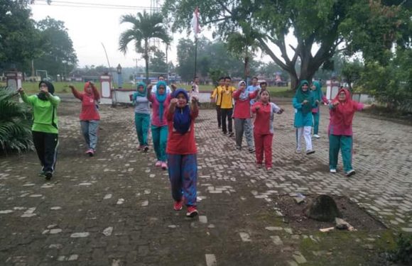 Jaga Kebugaran TP PKK Kecamatan Bangunrejo Gelar Senam Bersama