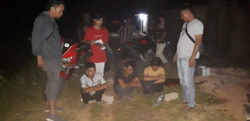 Team Nanas Polsek Punggur, Bubarkan Lima Pemuda Warga Kota Gajah Konsumsi Miras