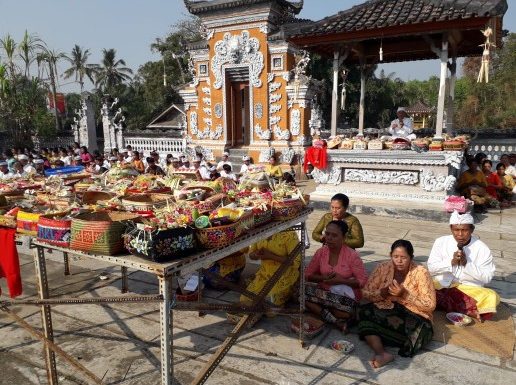 Umat Hindu Dharmaagung Rayakan Kuningan