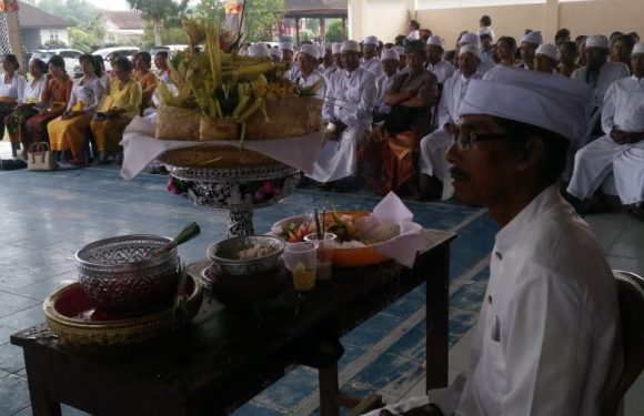 Umat Hindu di Seputihraman Gelar Utsawa Dharma Gita