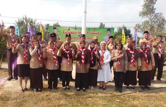 Camat Kalirejo  Jadi Pembina Upacara Peringatan Hari Pramuka