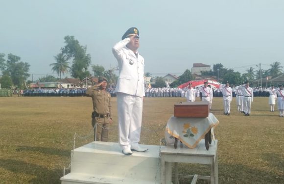 Upacara HUT RI ke-74, Camat Trimurjo Tekankan Disiplin Kerja