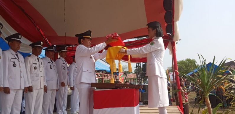 M Isa Ansori Pimpin Upacara HUT RI Ke-74 di Kecamatan Padangratu