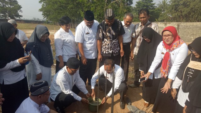 Didanai Swadaya Murni, SMPN 1 Trimurjo Bangun Masjid