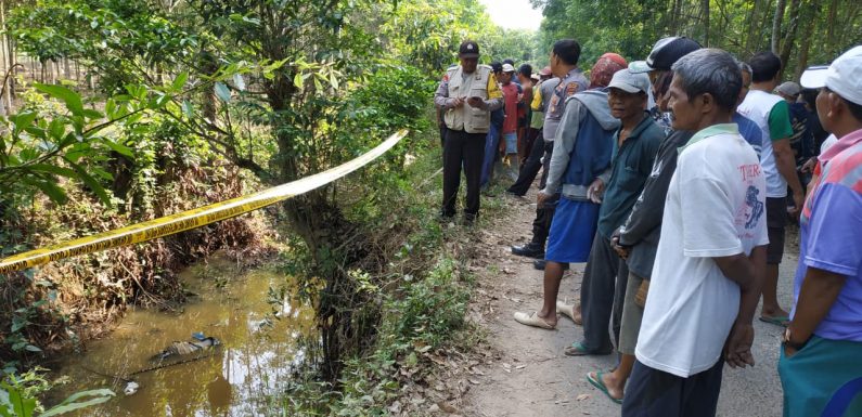 Warga Digegerkan Penemuan Mayat di Saluran Irigasi