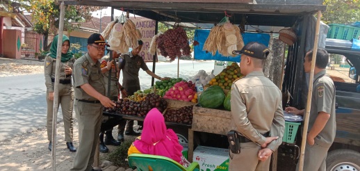 Gunakan Bangunan Permanen, PKL di Tanggulangin Ditegur
