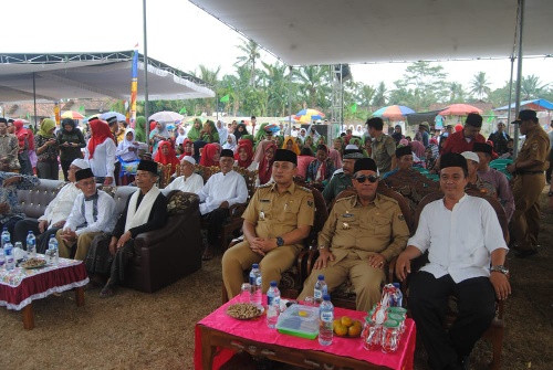 Pengajian Gus Miftah di Sriwayah di Hadiri Bupati dan Ribuan Jamaah