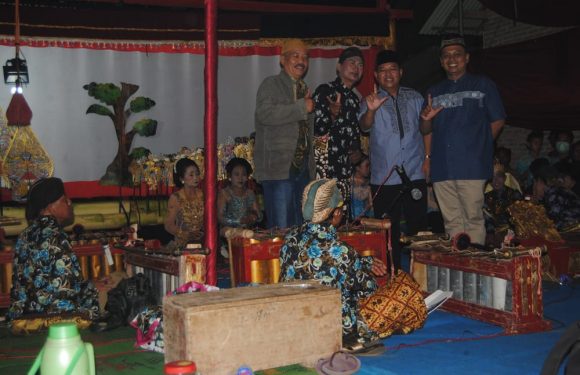 Tutup Peringatan Tahun Baru Islam Kampung Purwodadi Gelar Wayangan dan Kegiatan Religius
