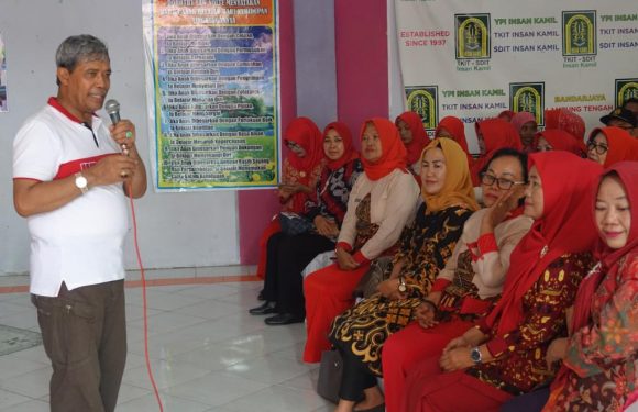 Bupati Cek Pelayanan Puskesmas Bandarjaya dan Temui Kader Kesehatan