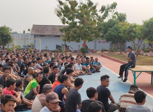Beri Pengarahan Kepada Narapidana, Kalapas Ingatkan Untuk Selalu Patuhi Tatib
