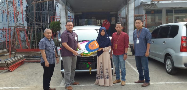 Siti Maisaroh, Nasabah BRI Penerima Hadiah Grandprize Toyota Avanza