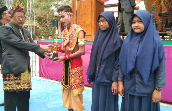 Peringati Sumpah Pemuda, SMKN 1 Seputihsurabaya Gelar Lomba Pensi