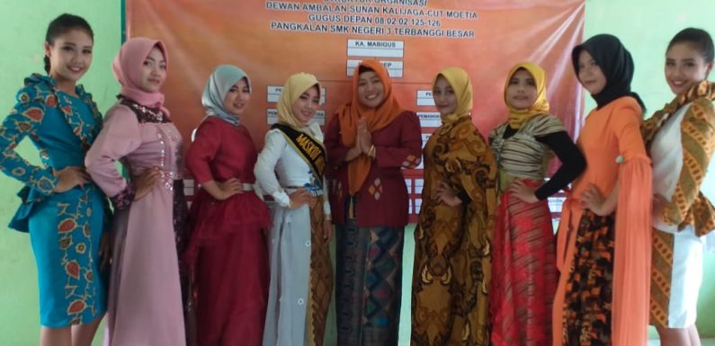 Peringatan Sumpah Pemuda di SMKN3 Terbanggibesar, Tampilkan Peragaan Busana