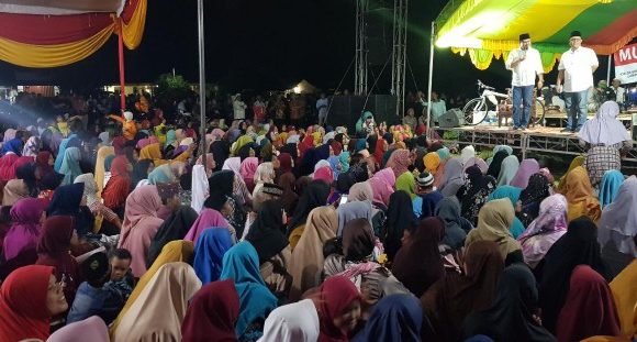 Antusias Warga Buminabung Sambut Kedatangan Musa-Ardito