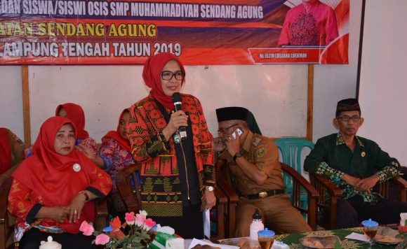 Buka Sosialisasi Kespro di Sendangagung, Ini Pesan Ellya Lusiana Loekman