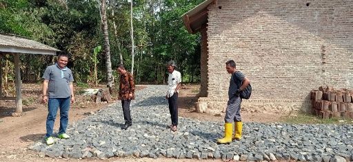 Tosa Sidak Pembangunan Onderlagh Yang Diduga Tidak Sesuai Spesifikasi