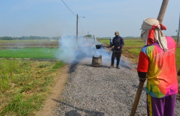 Kakam Sidomulyo Sukses Realisasikan Infrastruktur