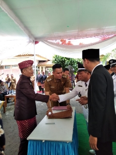 Hadiri Sertijab Kakam di Seputihraman, Ini Harapan Bupati Loekman