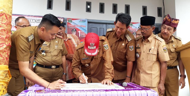 Bupati Lamteng Resmikan Kantor Kampung Restu Buana