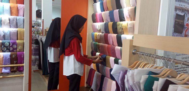 Koleksi Jilbab Hasian Scarf Ada di Rumah Kerudung Moeslim Art Bandarjaya