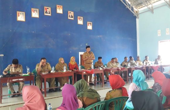 Jelang Lomba Kampung Berprestasi, Kampung Variaagung Dibina