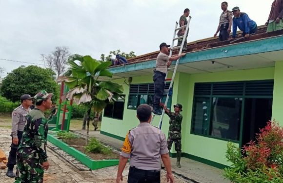 Takut Ambruk karena Lapuk, Atap Koramil Rumbia Direnovasi