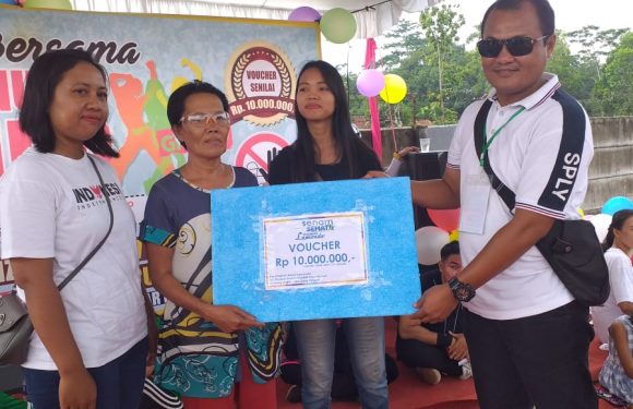 Senam Sehat Perum Nuwo Lamondo, Bagikan Voucher Rumah Rp10 Juta