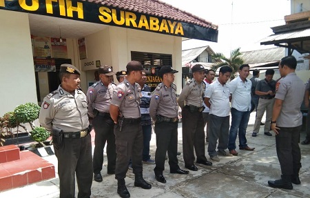 Kunjungi Mapolsek Seputihsurabaya, Ini Arahan Wakapolres Lamteng